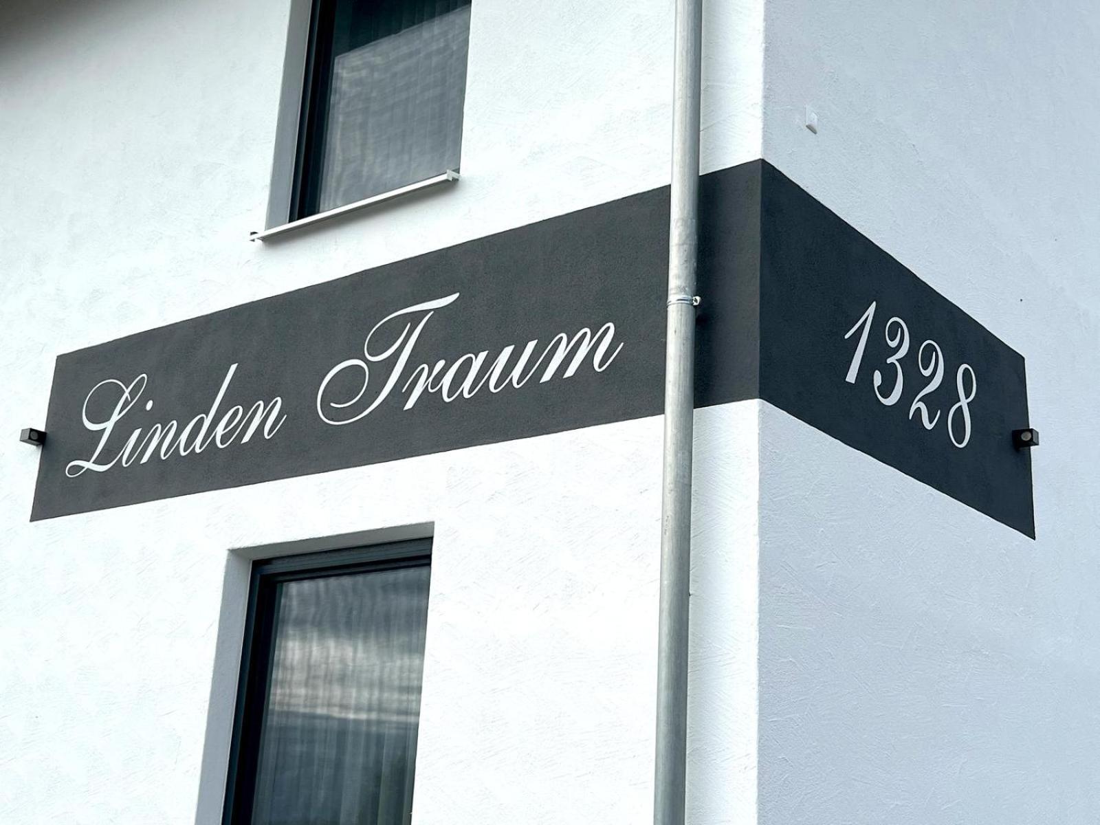 Landgasthaus Zur Linde Pleiskirchen Exterior photo